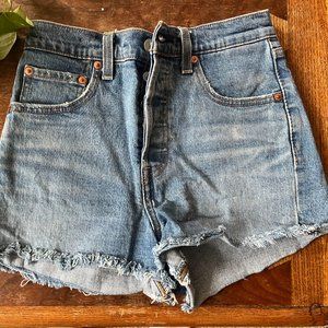 LEVI's Ribcage Shorts, Size 25
